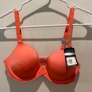 Maidenform‎ Ladies Underwire Bra.  Smartzone Cups. Size 34C.  Pink
